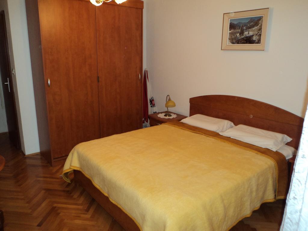 Apartments Racetin Marina Chambre photo